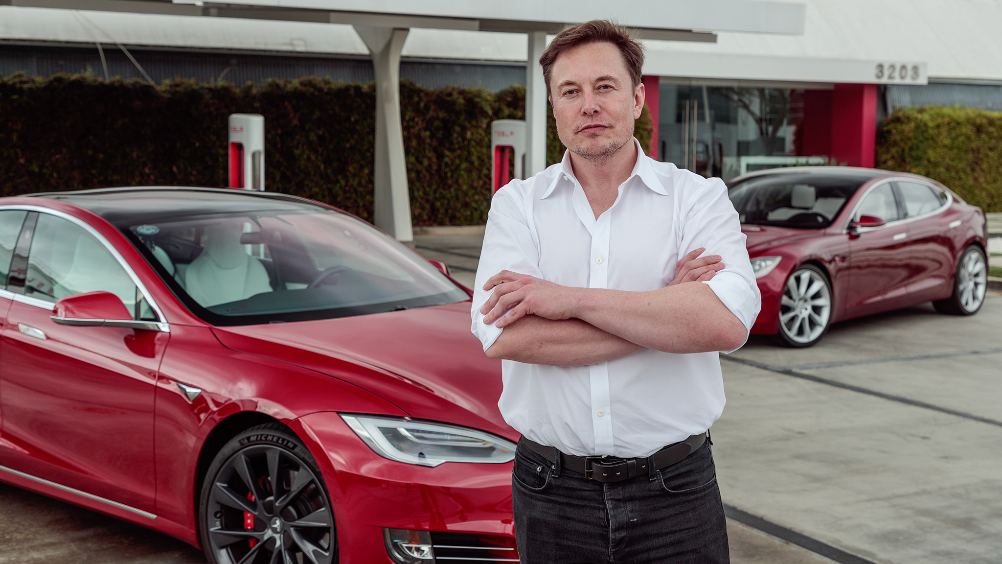 Tesla'dan Tarihi Karar: Model S ve X Bitiyor, Robot Dönemi Başlıyor