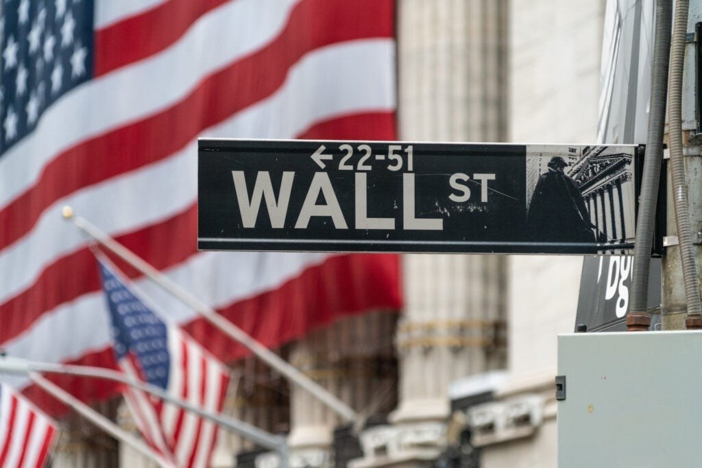 Bugün Piyasa: S&P 500, Dow Jones, Nasdaq 100 Vadelileri Geriledi— STMicroelectronics, Kroger, FedEx Odakta