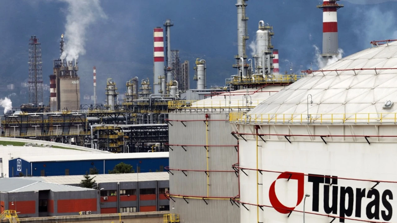 Tüpraş'tan Yatırımcısına Dev Temettü Müjdesi: 33 Milyar TL Dağıtacak