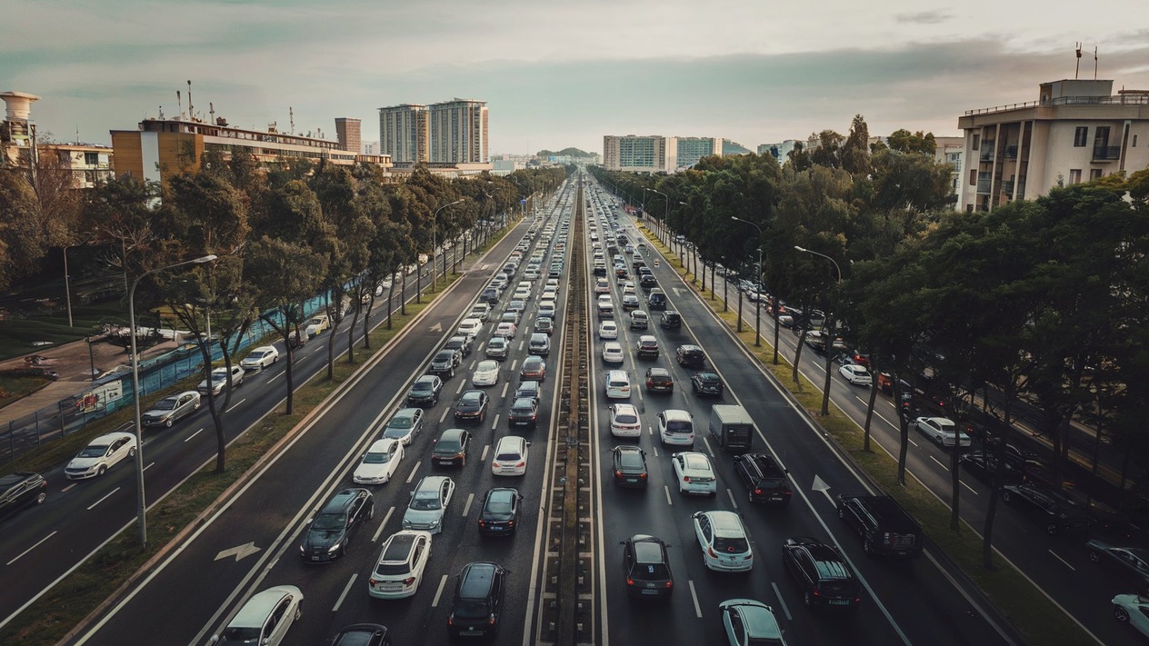 Avrupa Otomobil Pazarında 6 Aylık Büyüme Trendi Sona Erdi