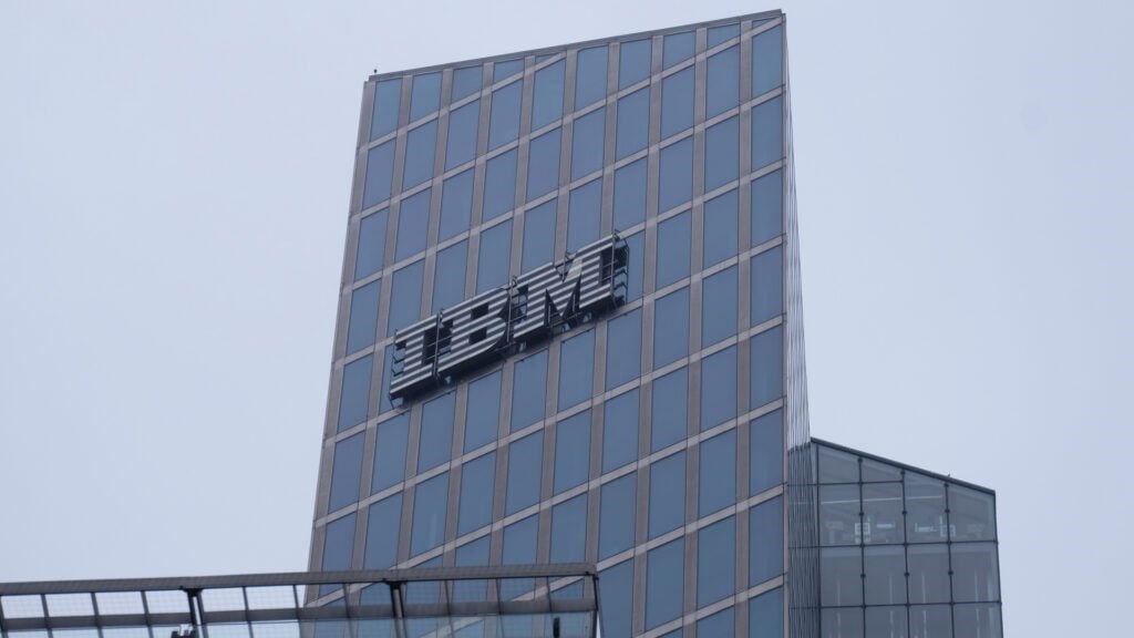 IBM, Askeri Kantinleri Dijitalleştirmek İçin Büyük Bir Savunma Sözleşmesi İmzaladı