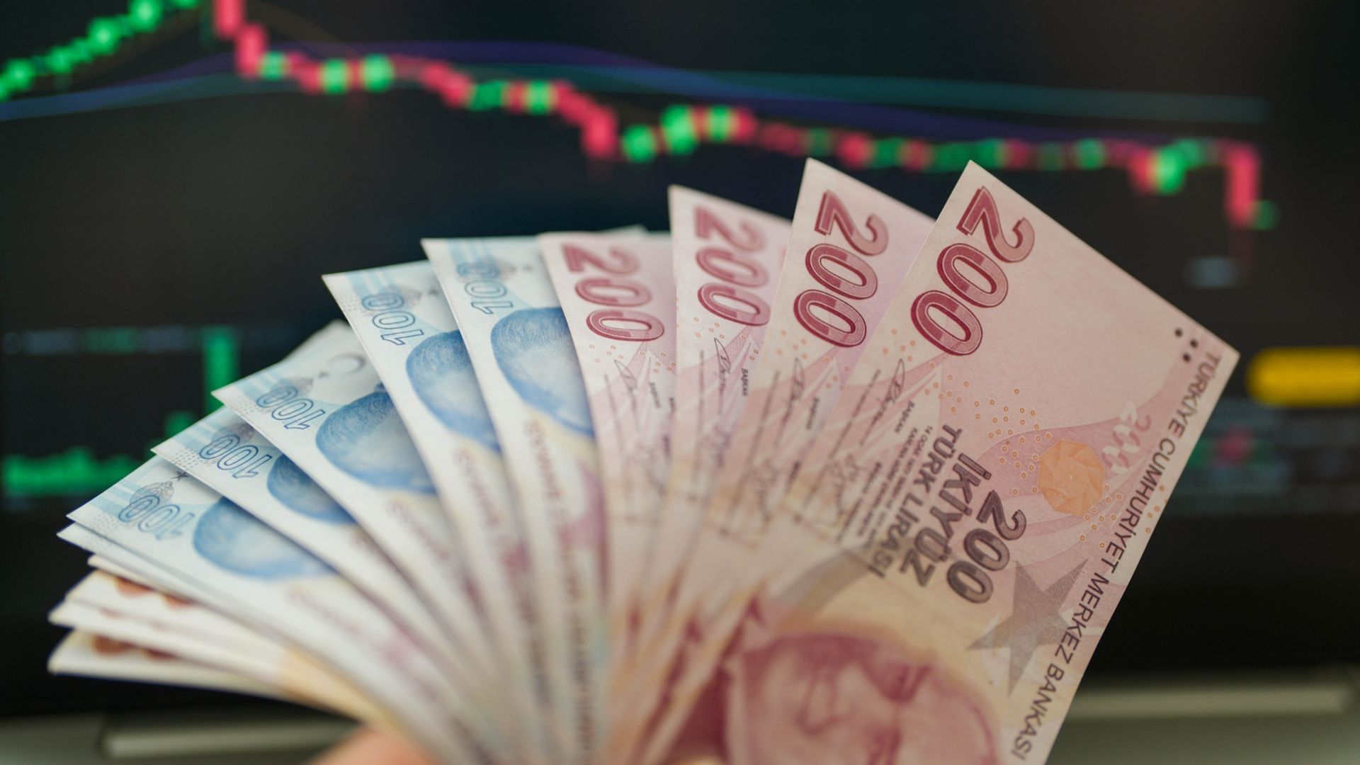 Bütçe Şubat'ta 24,4 Milyar TL Fazla Verdi