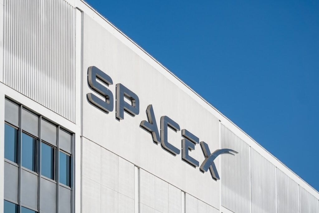 Elon Musk'ın Tek Seferde 119 Uyduyu Yörüngeye Teslim Etmesini Duyurmasının Ardından Cathie Wood Yeni SpaceX Başarısını 'Çılgınca' Olarak Nitelendirdi