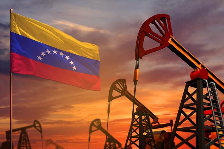 Trump'tan Venezuela'ya Petrol Ambargosu: Tankerlere Blokaj Emri
